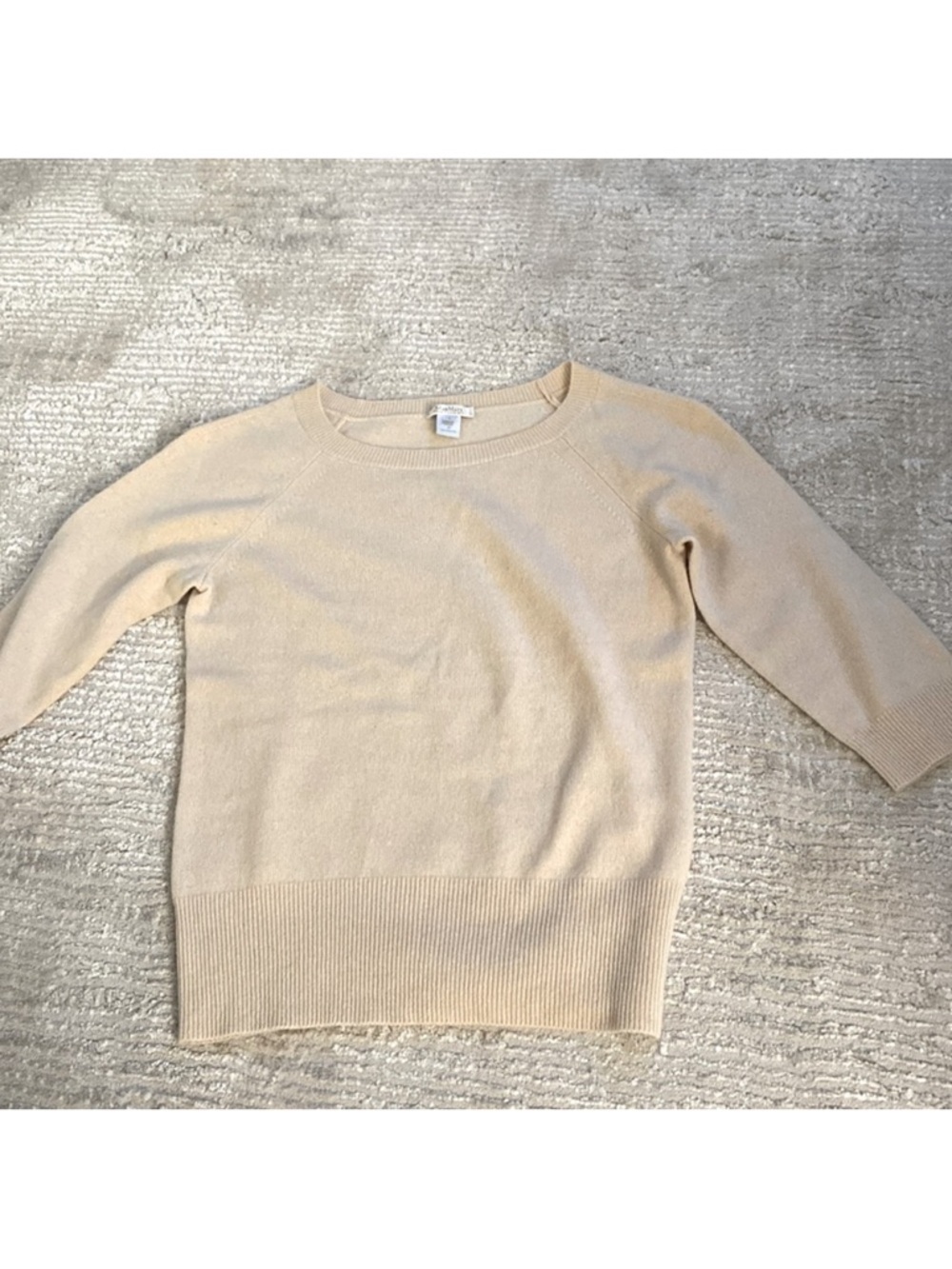 Classic Cashmere Women's Sweater - Neutral size Small